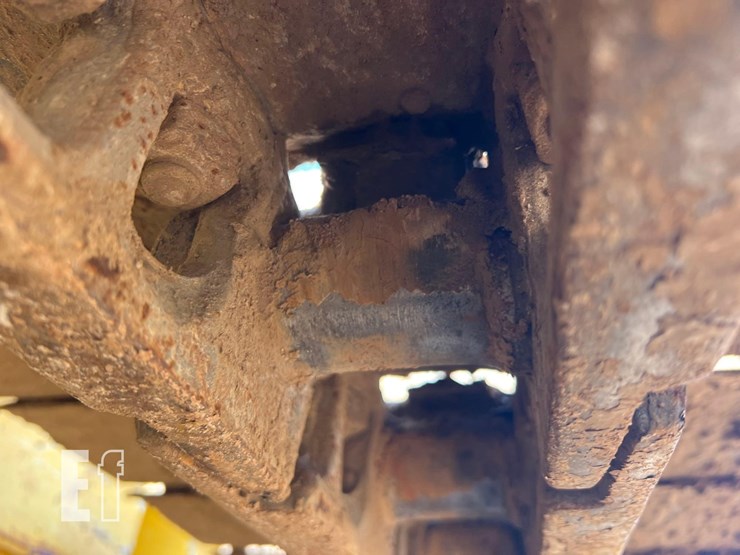 2015-deere-550k-lgp-image-13