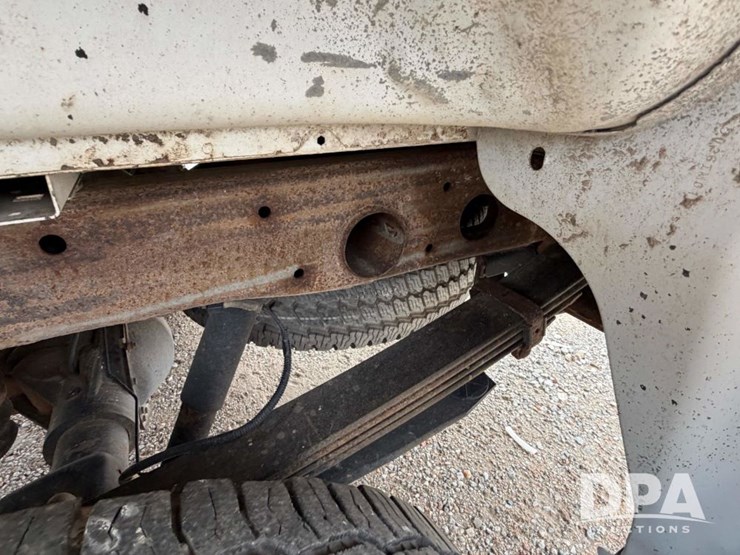 2012-chevrolet-2500hd-image-37