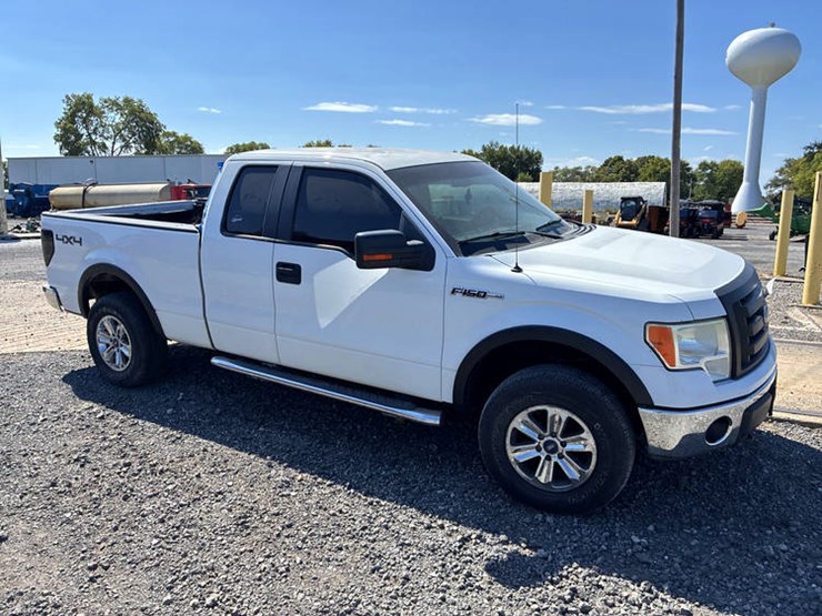 2010-ford-f150-xlt-image-8