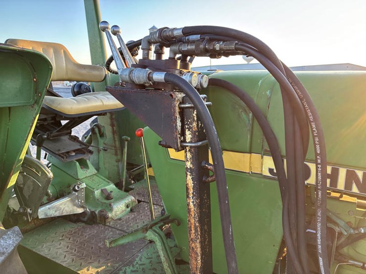 john-deere-2940-image-20