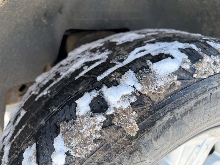 2013-chevrolet-silverado-1500-lt-image-13