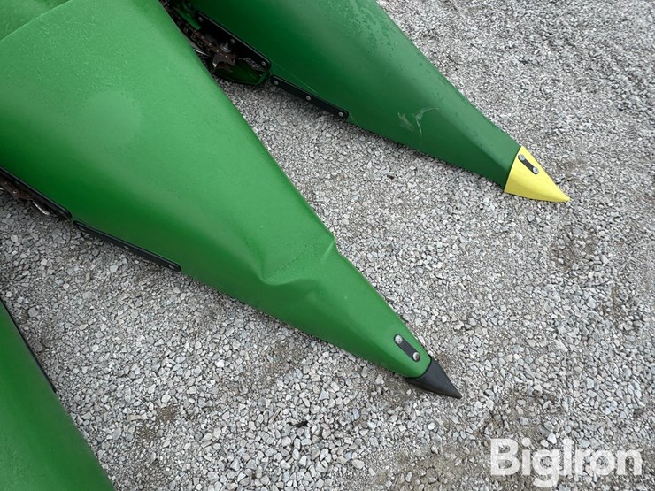 john-deere-c12f-image-16