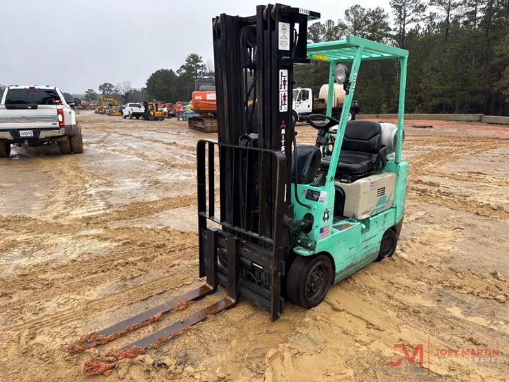 mitsubishi-fgc18-straight-mast-forklift-image-4