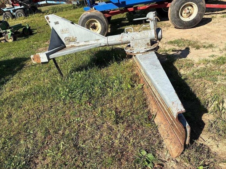 hiniker-sb2-9'-blade-image-6