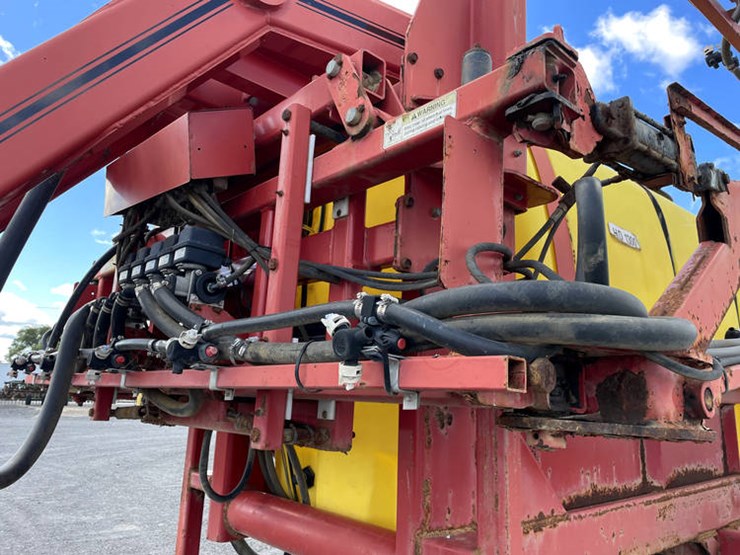 #113987-•-century-sprayer-image-5