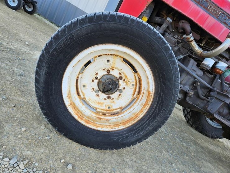 massey-ferguson-240-image-65