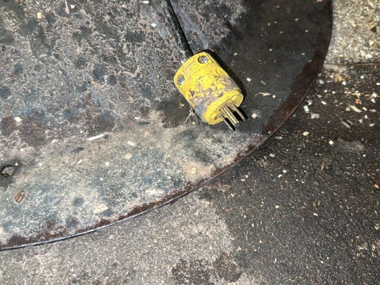 #133-•-industrial-floor-fan-image-4