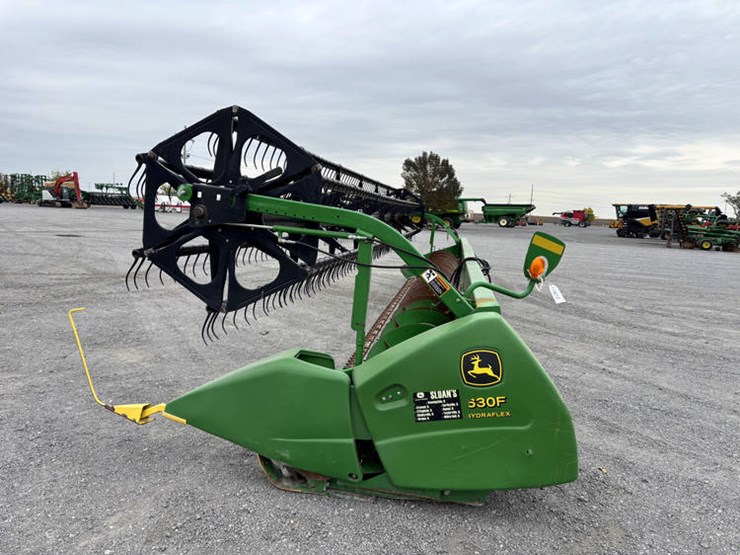 john-deere-630f-image-6