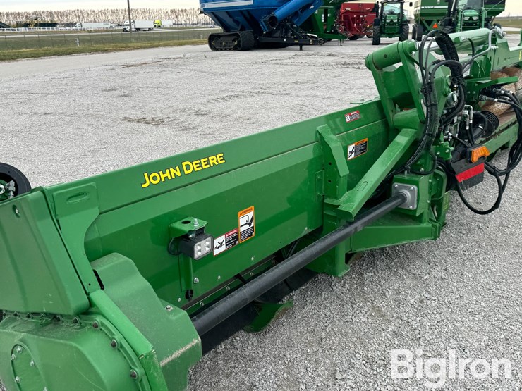 john-deere-c12f-image-18