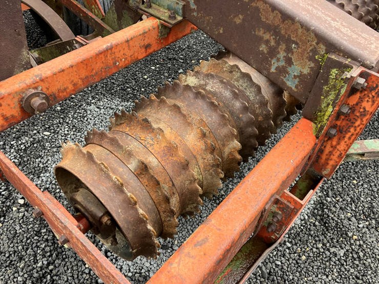 #80000-•-brillion-21'-cult-mulcher-solid-roller-image-2