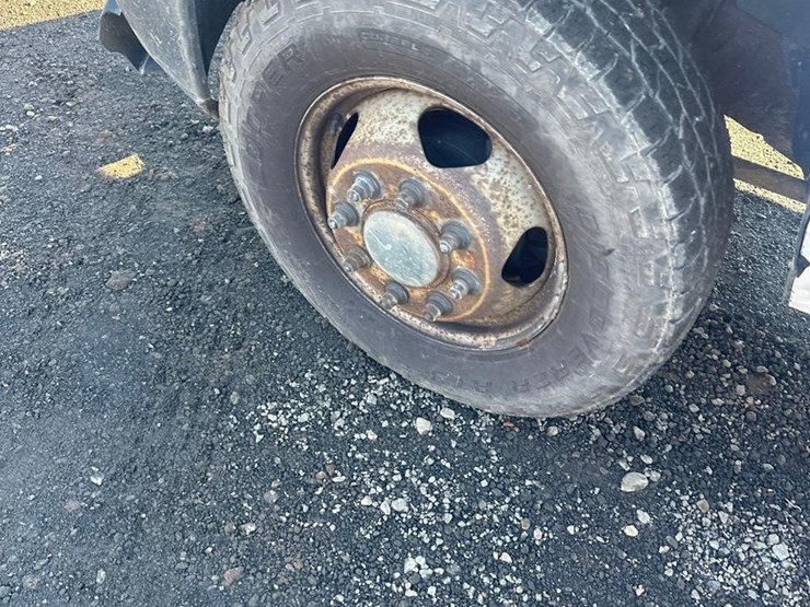 chevrolet-3500hd-image-6