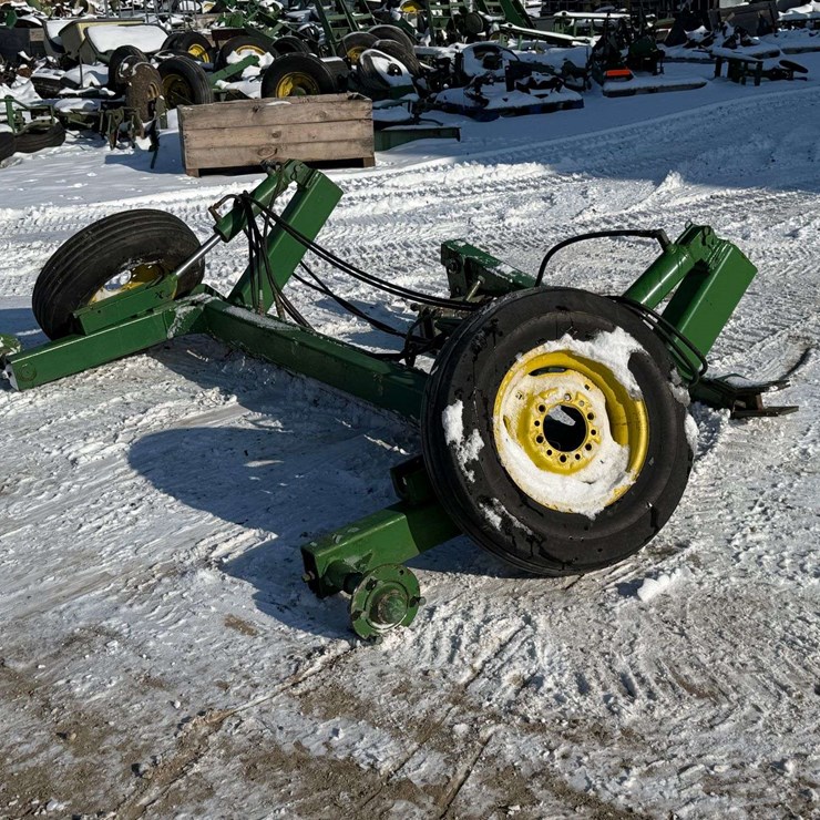 JOHN DEERE A