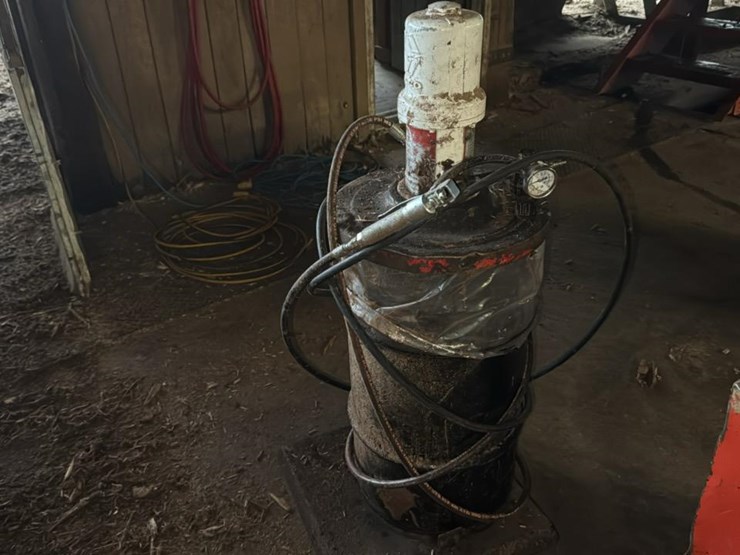 #131-•-air-grease-barrel-system-image-1