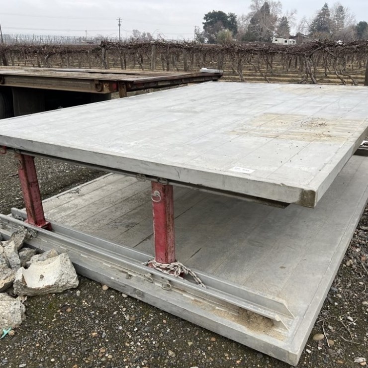 12' x 8' Trench Shoring