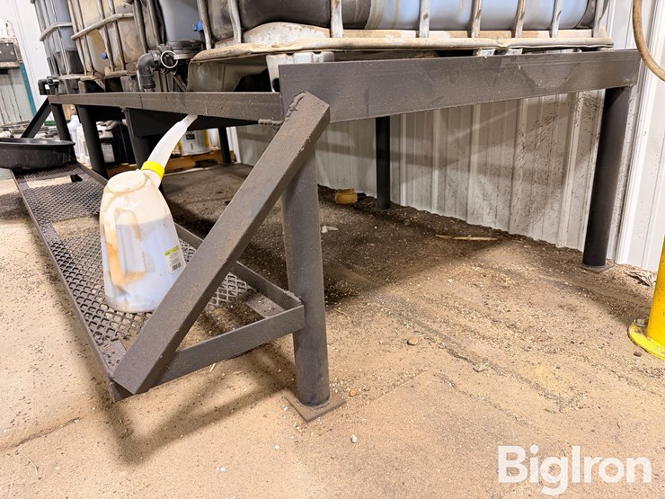 shop-built-3-tank-oil-storage-with-stand-image-10