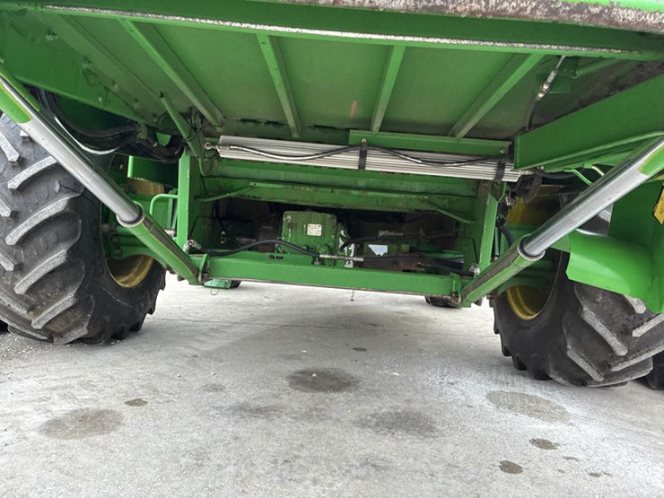 john-deere-2000-image-23