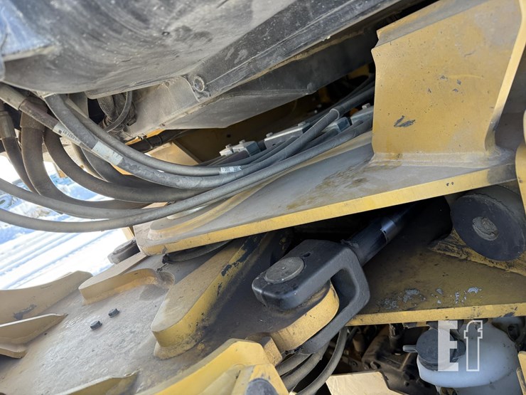 caterpillar-920-image-28