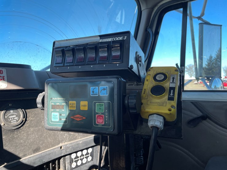 international-4700-image-23