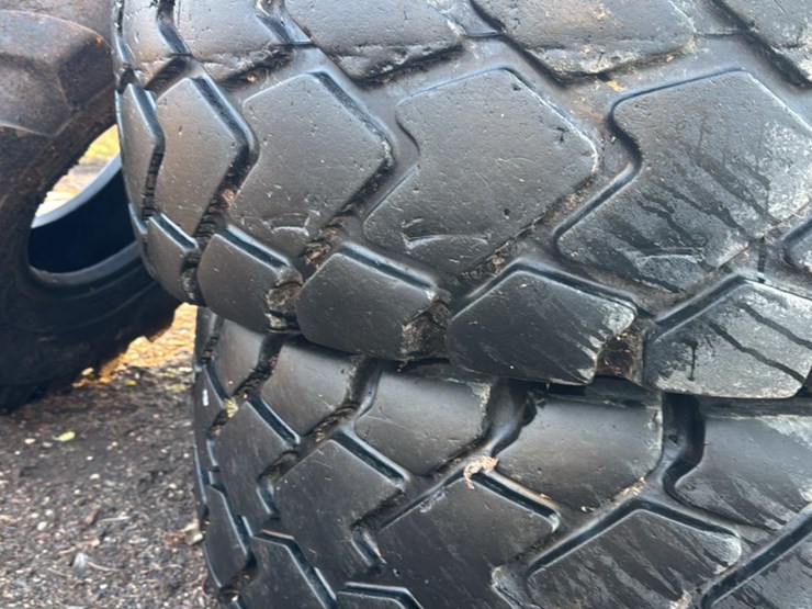 #145-•-loader-tires*-image-2