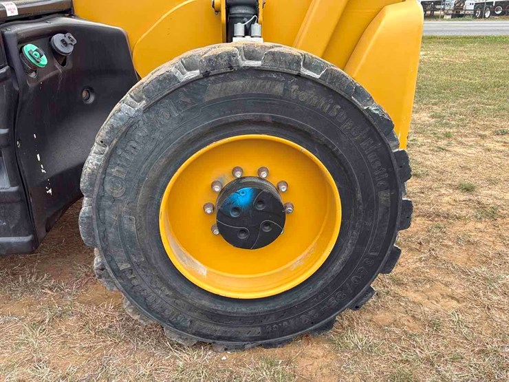 caterpillar-tl1055d-image-17