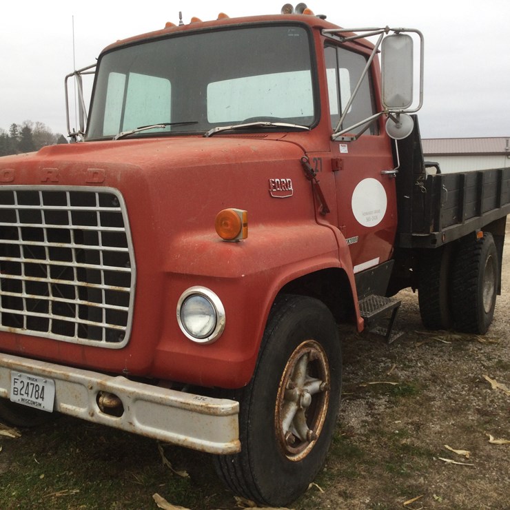 #4531 • 1970 Ford Dump Truck: (HAS CLEAR WI. TITLE)
