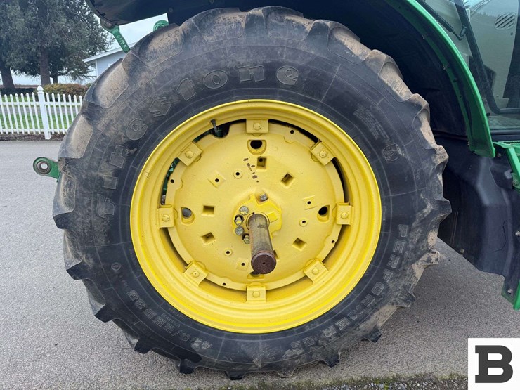 2012-john-deere-6115r-image-46