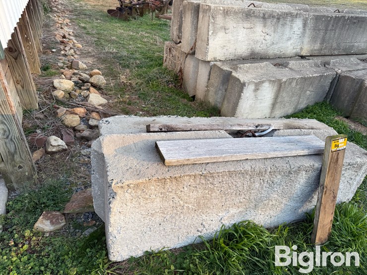 6)-precast-retaining-wall-blocks-image-3