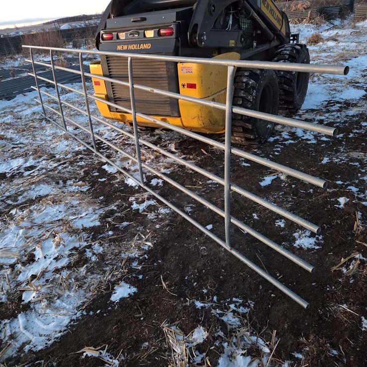 (10) 6 Bar Continuous Fence Panels with hardware. This Item is Located in South Dakota, Therefore So