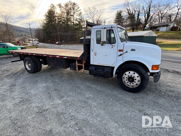 international-4700-image-2