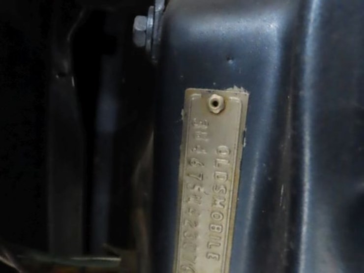 1965-oldsmobile-98-convertible-image-10