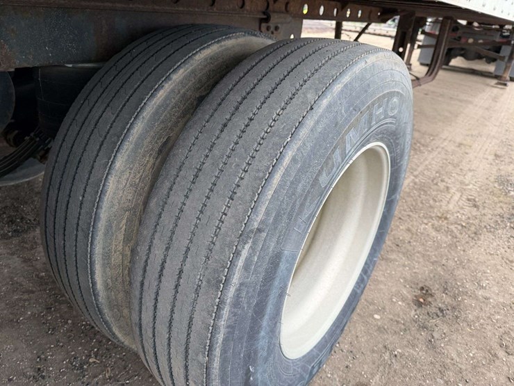 2006-utility-4000d-x-image-34