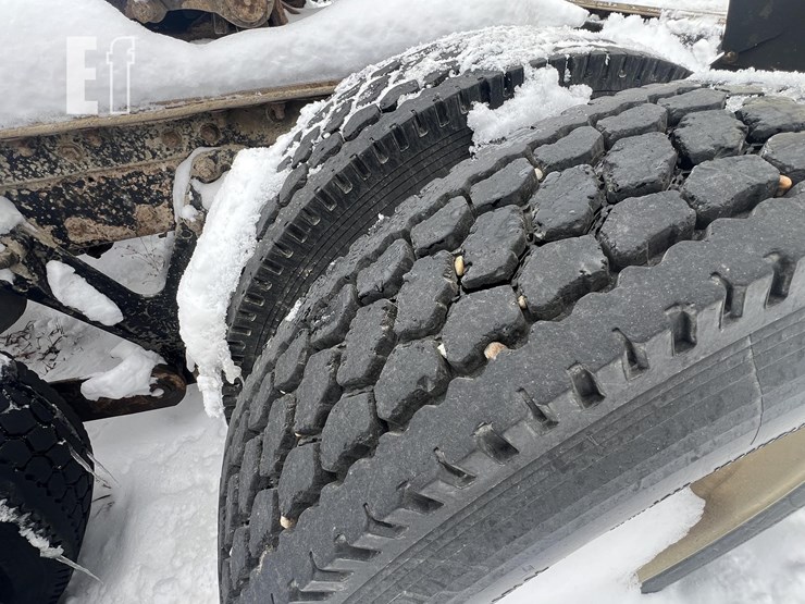 1996-kenworth-t600-image-12