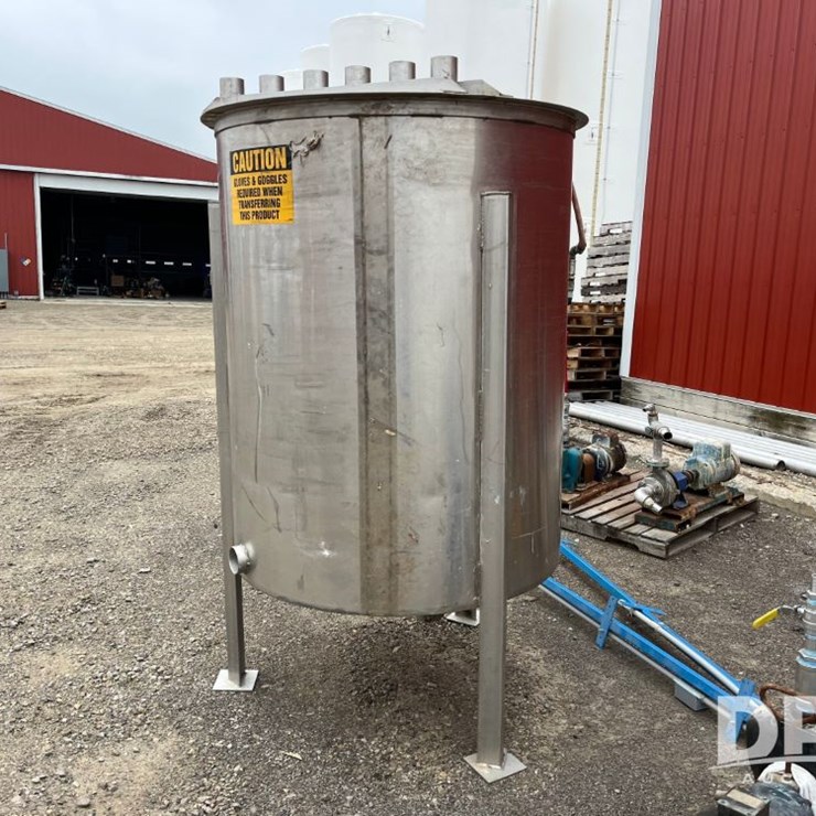 2014 Precision Tank & Equipment Vat (JN3467)