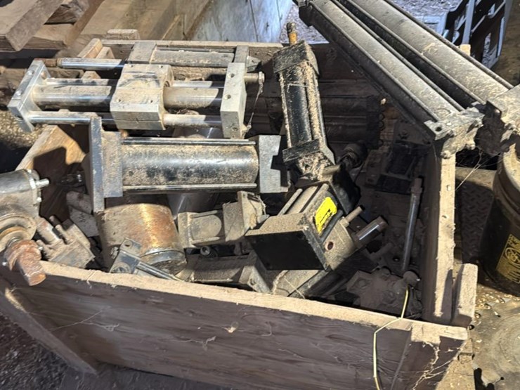 #163-•-air-cylinders-image-2