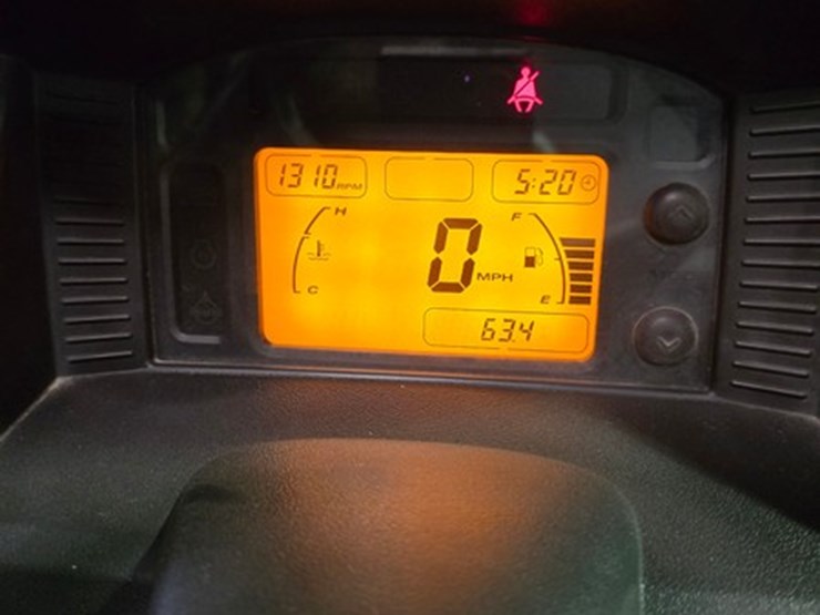 2012-john-deere-gator-image-28