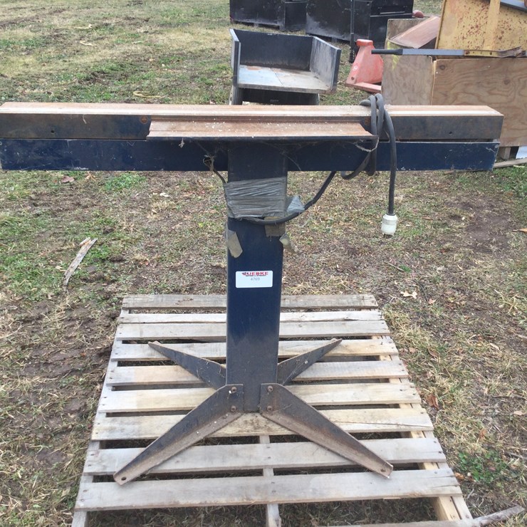 #4769 • Roper Whitney Forming Tool: Location: W2468 Smies Rd, Oostburg, WI 53070