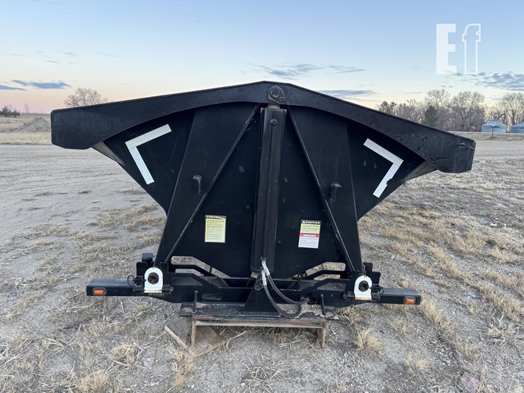 side-dump-industries-16ft-well-truck-mount-image-13