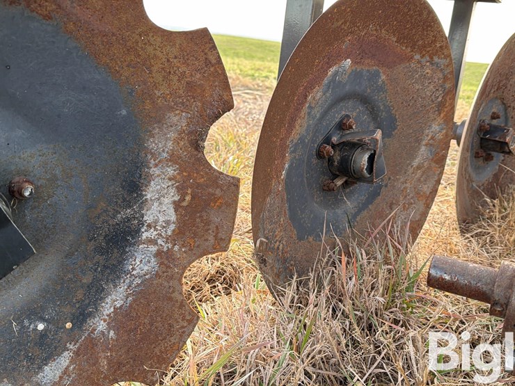 patriot-pivot-track-closer-image-17