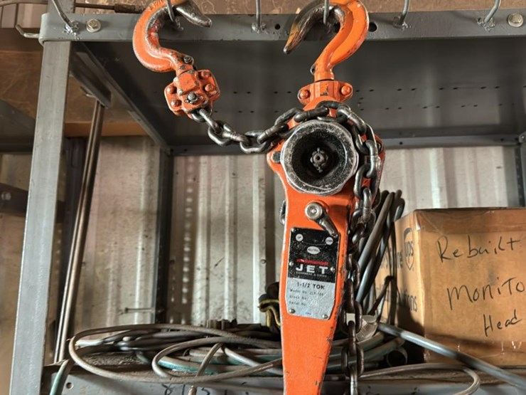 #176-•-contents-of-shelf-6*-image-2