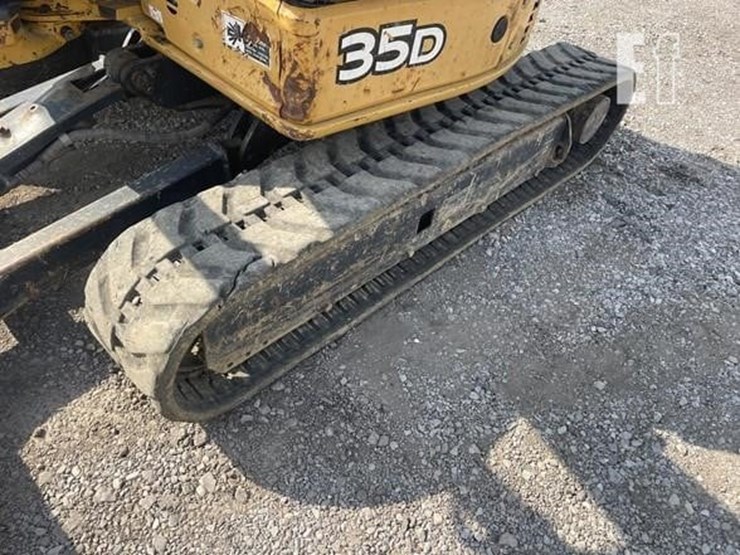 2012-deere-35d-image-20