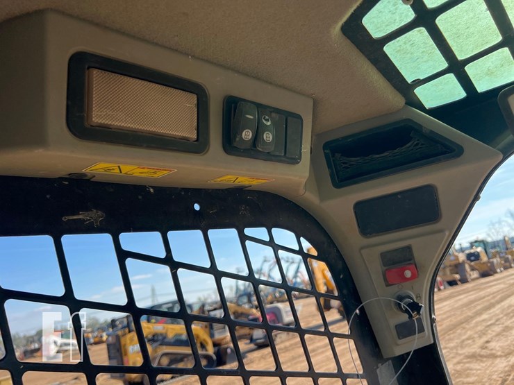 2019-caterpillar-289d-image-31