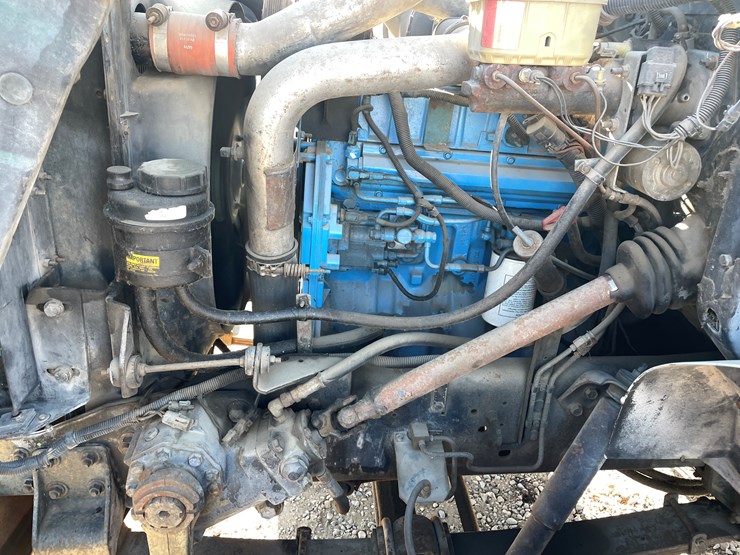 international-4700-image-28