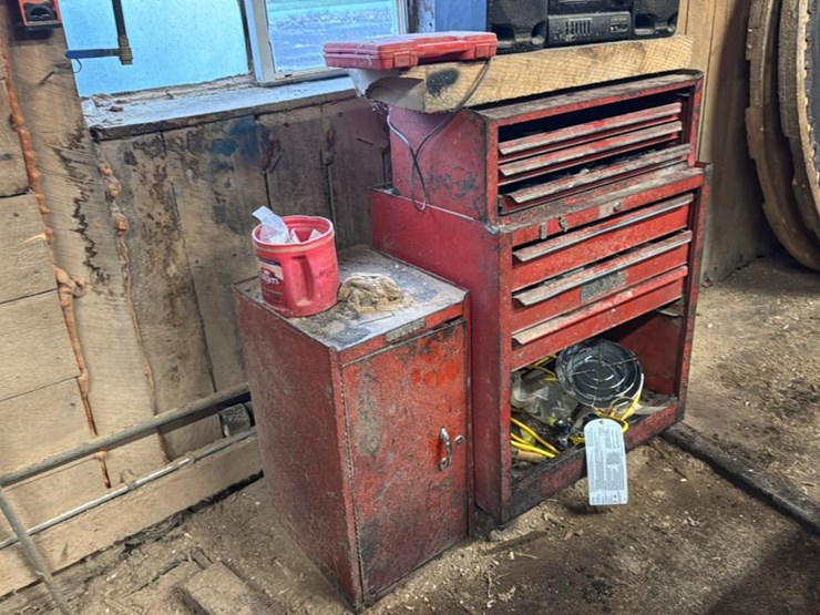 #139-•-tool-box*-image-1