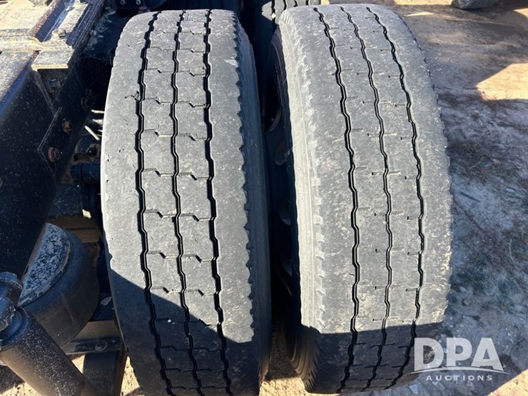 2009-kenworth-t800-image-20