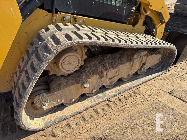 2022-caterpillar-299d3-image-14