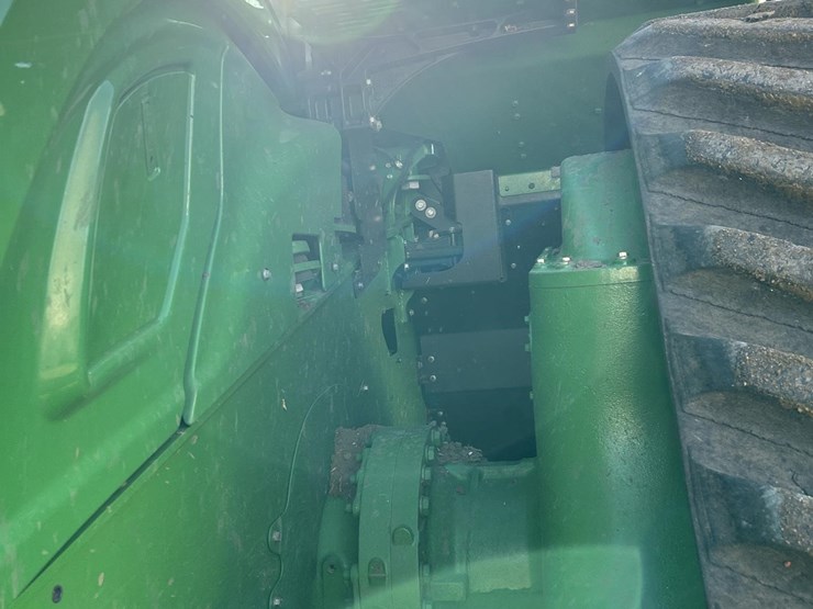 2023-john-deere-9rx-590-image-37