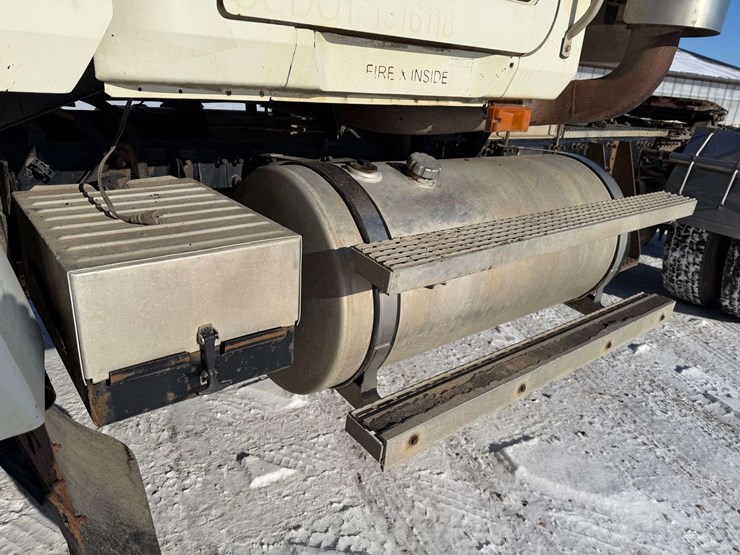 2006-mack-chn613-image-18