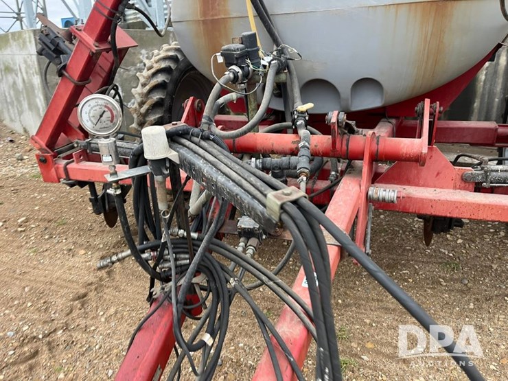 case-ih-2800-image-8