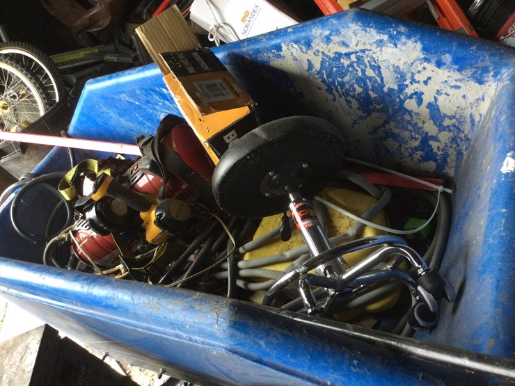 #4783-•-rubber-tired-feed-cart:-location-:-w2486-smies-rd,-oostburg,-wi-53070-image-2