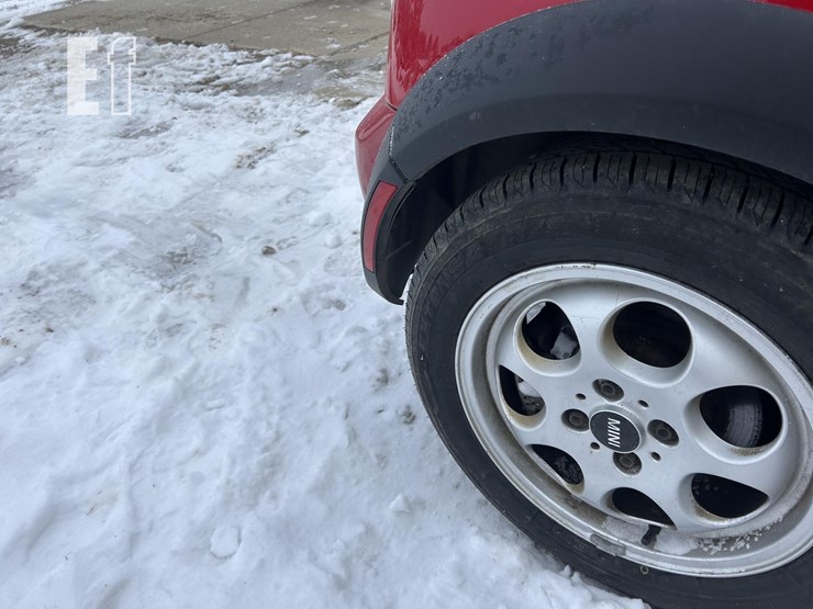 2005-mini-coop-image-30